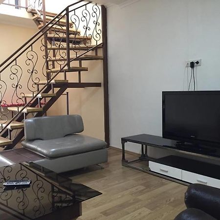 Hirmas Apartment Tbilisi Exteriör bild